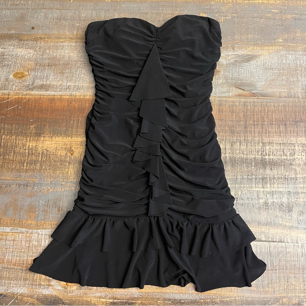 Vintage Y2K Taboo Women’s Black strapless ruched ruffle bodycon mini dress